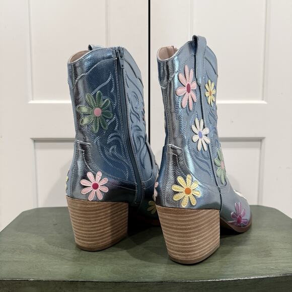 New Betsey Johnson Teddy Daisy Western Boots Blue Size 8 - Picture 5 of 5